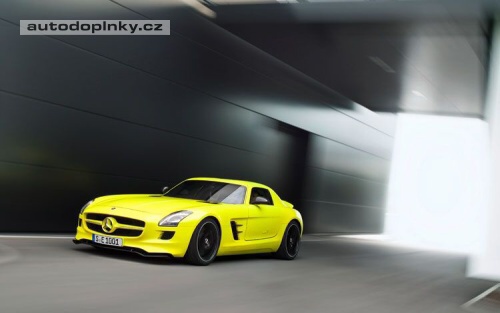 Mercedes SLS AMG na baterky