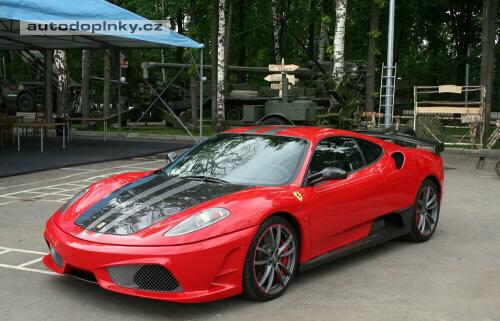 Ferrari F430 od Status Design