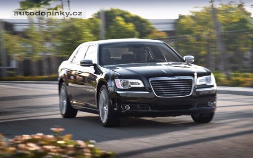 Nov� Chrysler 300C