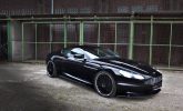 550 kon� pro Aston Martin DBS