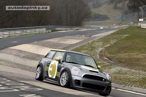 E-Mini na N�rburgringu