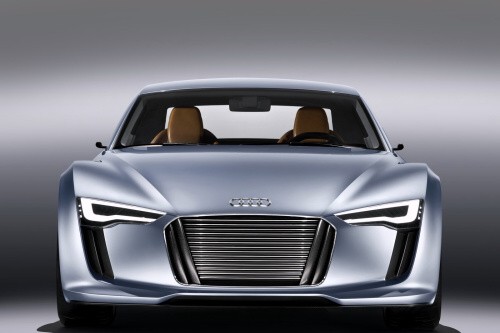 Audi e-tron - mal� R8