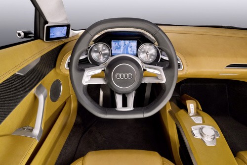 Audi e-tron - mal� R8