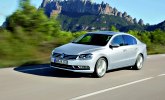 VW Passat B7 nab�dka motor�