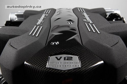 Lambo p�edstav� 700PS 12v�lec