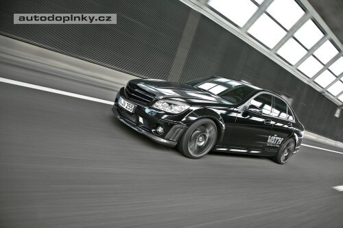 270 kon� pro Mercedes C