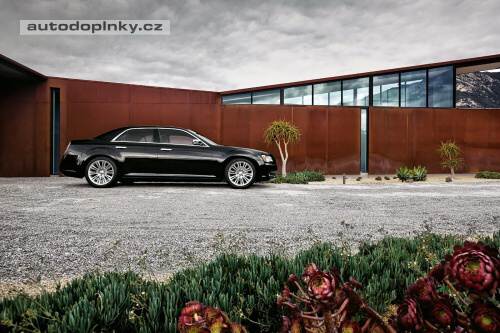 Chrysler 300 � nov� fotky