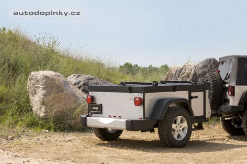 Jeep pro kempov�n�