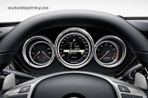 CLS 63 AMG ofici�ln�