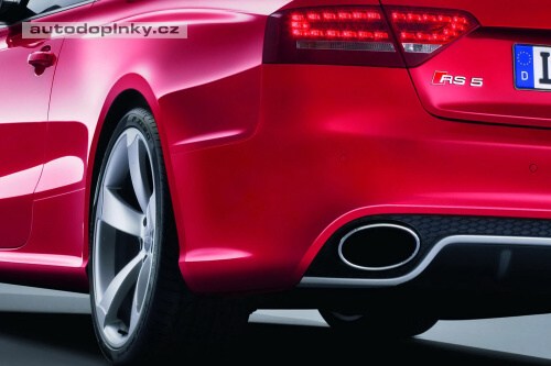 Audi RS5 ofici�ln�