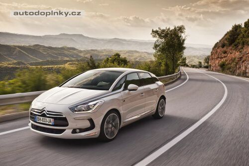 Citro�n p�edstavil DS5