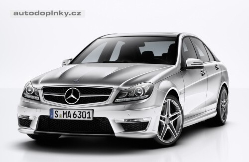 Mercedes C63 AMG v detailech