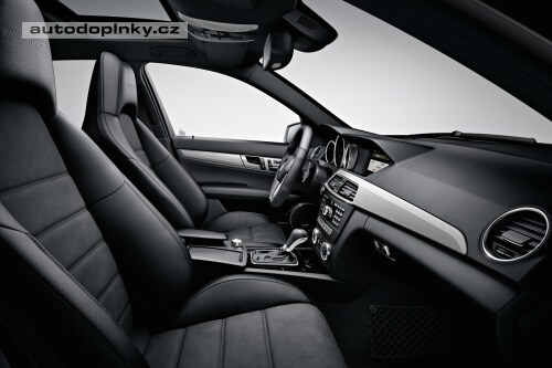 Mercedes C63 AMG v detailech