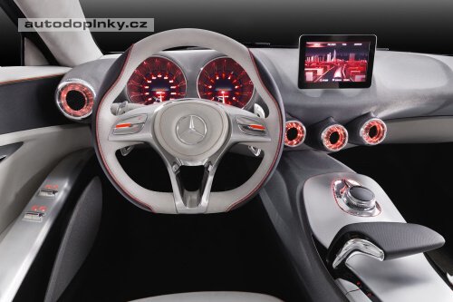 Mercedes A v nov�m