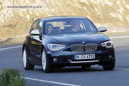 Jedni�kov� BMW v nov�m