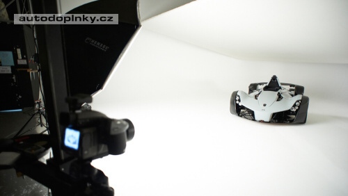 BAC Mono na okruh