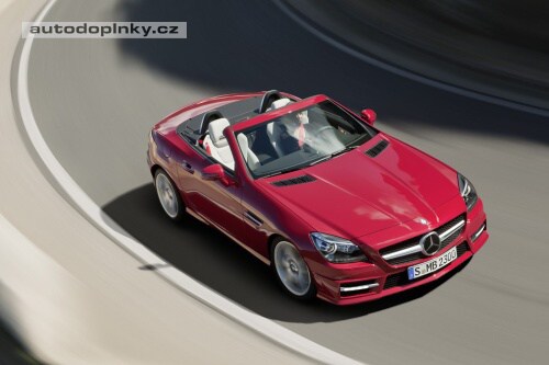 Mercedes SLK ofici�ln�