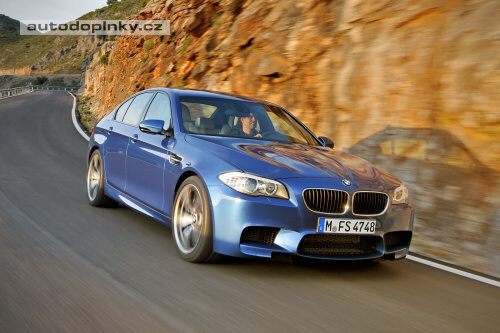 BMW p�edstavilo M5