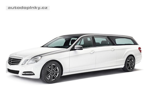 Mercedes E s dlouhou z�d�