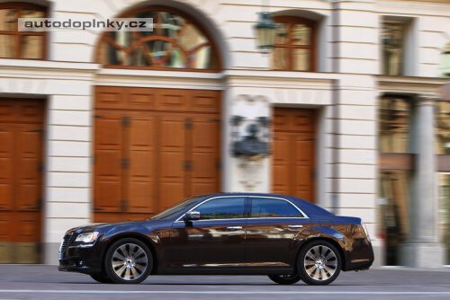 Lancia Thema se vrac�