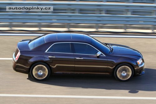 Lancia Thema se vrac�