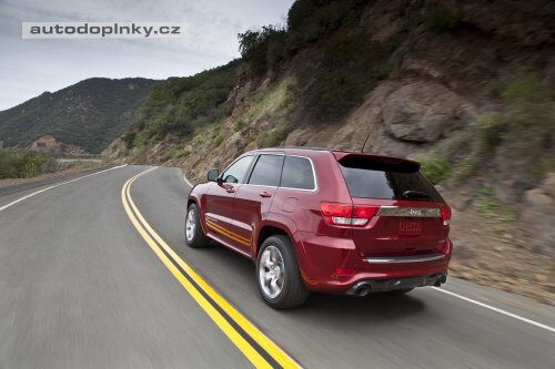 Grand Cherokee SRT8 � 465 kon�