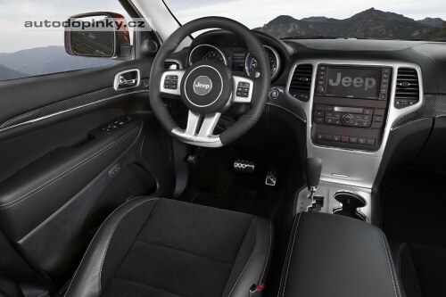 Grand Cherokee SRT8 � 465 kon�