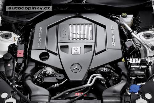 SLK 55 AMG m��� do Frankfurtu