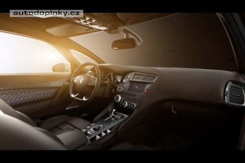 DS5 m��� na Facebook