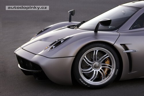 Pagani Huayra p�ich�z�