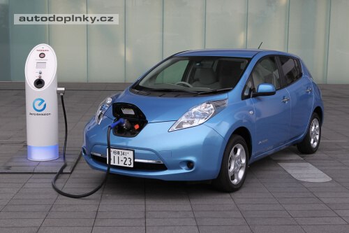 Standardizovan� z�suvky pro EV auta