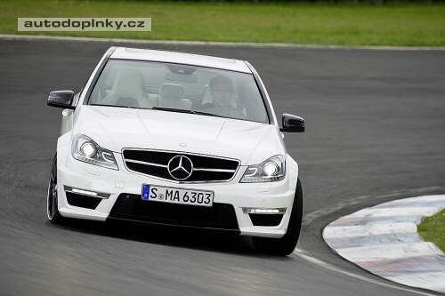 Mercedes C63 AMG po faceliftu