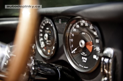 Eagle Speedster vzd�v� hold E-Type