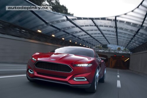 Ford p�ekvapuje konceptem Evos 