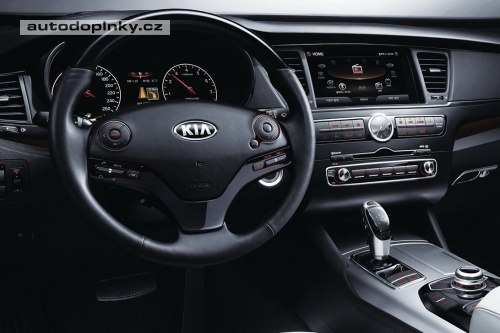 Kia K9 startuje s �estiv�lcem
