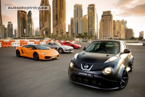 Nissan za�ne vyr�b�t Juke-R