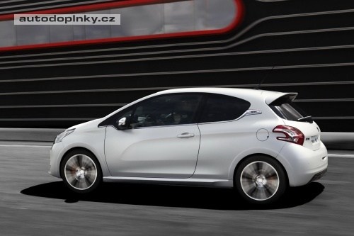 Peugeot 208 GTi � 200 kon�