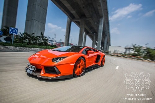 Lamborghini Aventador LP900-4 Molto Veloce