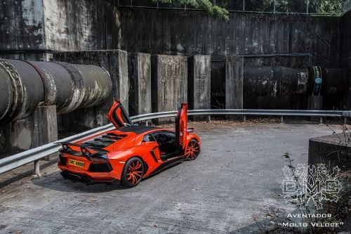Lamborghini Aventador LP900-4 Molto Veloce