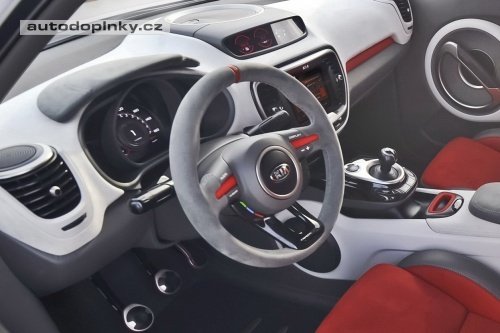 Kia Track�ster - postrach Mini