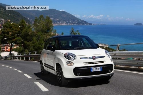 Fiat 500L u� v ��jnu
