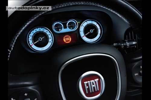 Fiat 500L u� v ��jnu
