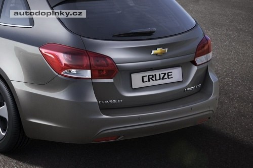 Chevrolet Cruze kombi roz�i�uje �adu