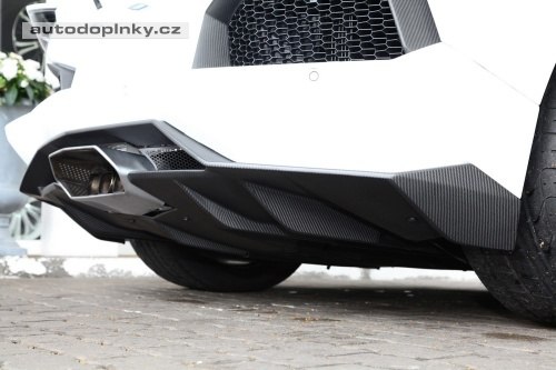Capristo zleh�il Aventador