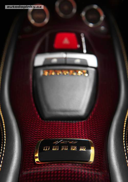 Ferrari 458 Italia � ��nsk� drak