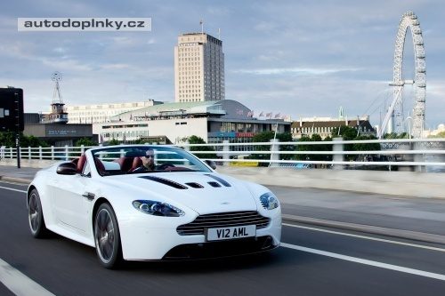 Aston Martin V12 Vantage Roadster
