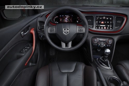Fiat potichu p�edstavuje Viaggio