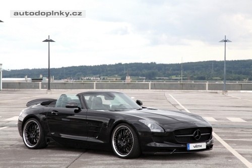 SLS AMG Roadster od V�thu: 700 kon�