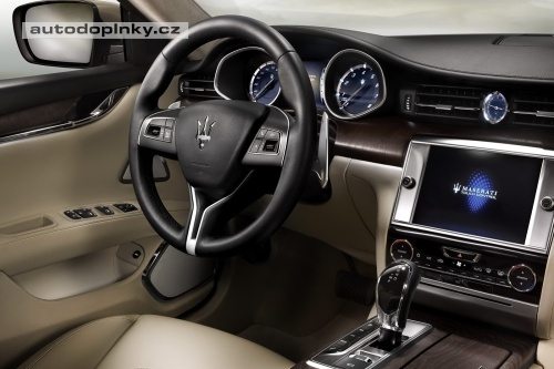 Maserati Quattroporte ofici�ln�