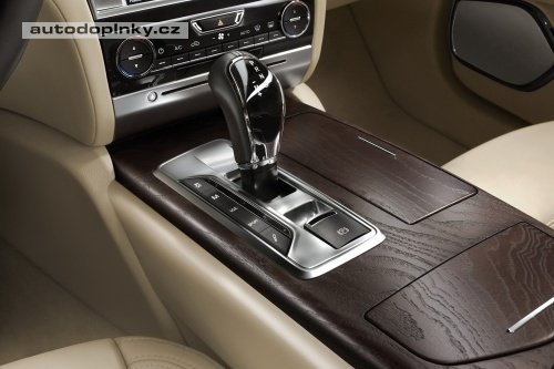 Maserati Quattroporte ofici�ln�